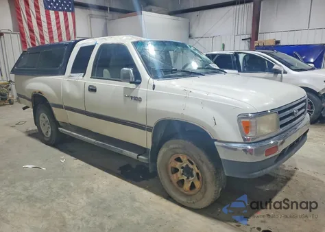 1998 Toyota T100 Xtracab Sr5 z USA, uszkodzony, nr VIN JT4UN24D4W0056124